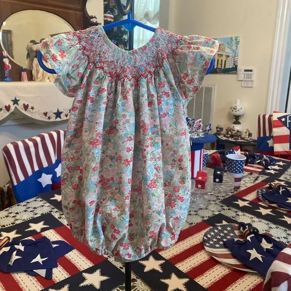 Isabel Garreton Smocked Infant Girls Romper size 24 months - Picture 12 of 16